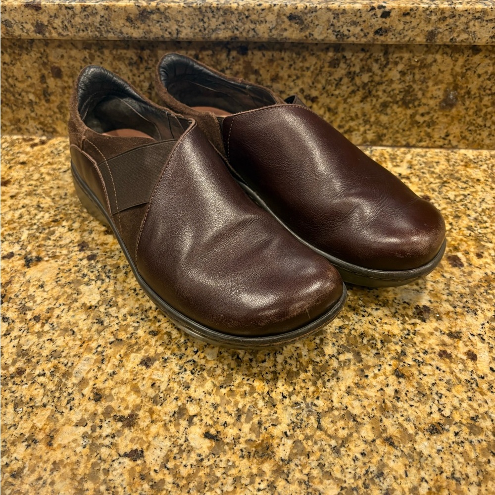 Naot Leather Atlantic Flats Slip-Ons Loafers Brown Leather Suede SZ 40 US 9-9.5